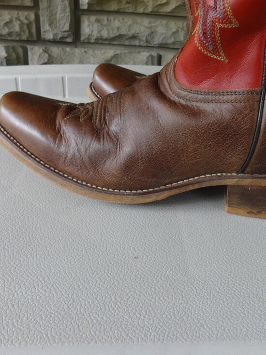 Men\'s vintage Nocona leather boots size 11 &1/2 D, Arrowhead, Brown and Red VGC main image 14
